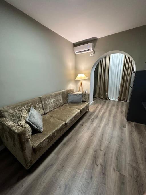 Bejart 4 * Tirana